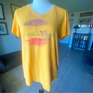 3/$15 Life is Good V-neck “Unplug” T-Shirt